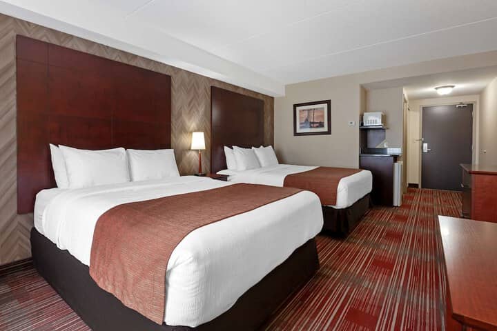 Room 10 of 44
